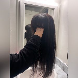Black wig with bangs